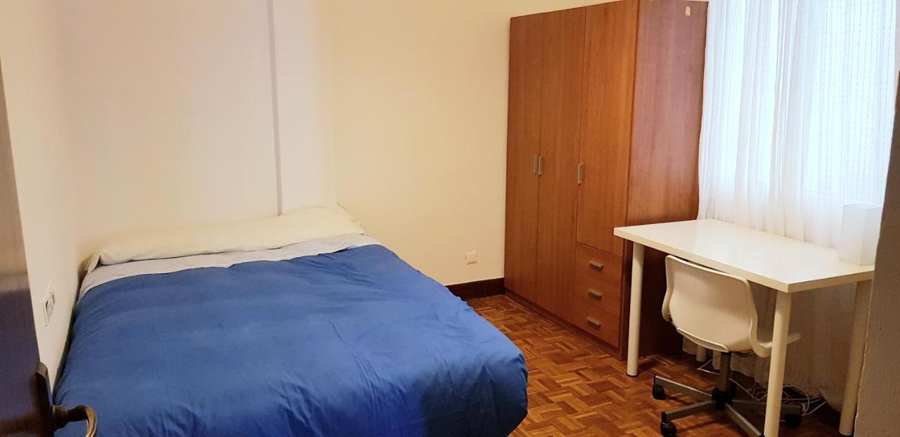 3 Bedrooms Soho Parking Included Сан Себастиан Екстериор снимка