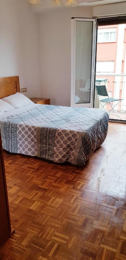 3 Bedrooms Soho Parking Included Сан Себастиан Екстериор снимка